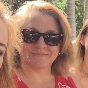 Meet your Posher, Janel